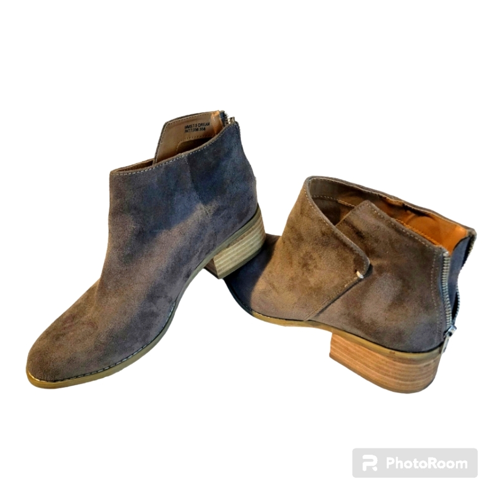 Dolce Vita Women's Gray Suede Back-Zip Ankle Boots (Booties) | Size 7.5